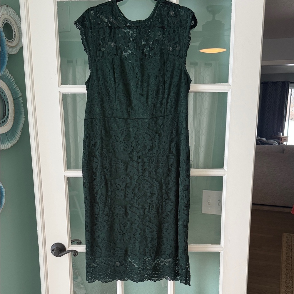 Elegant Green Lace Dress